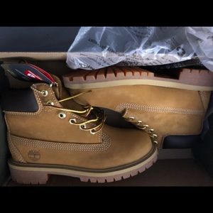 Kids Wheat Timberland Size 1.5